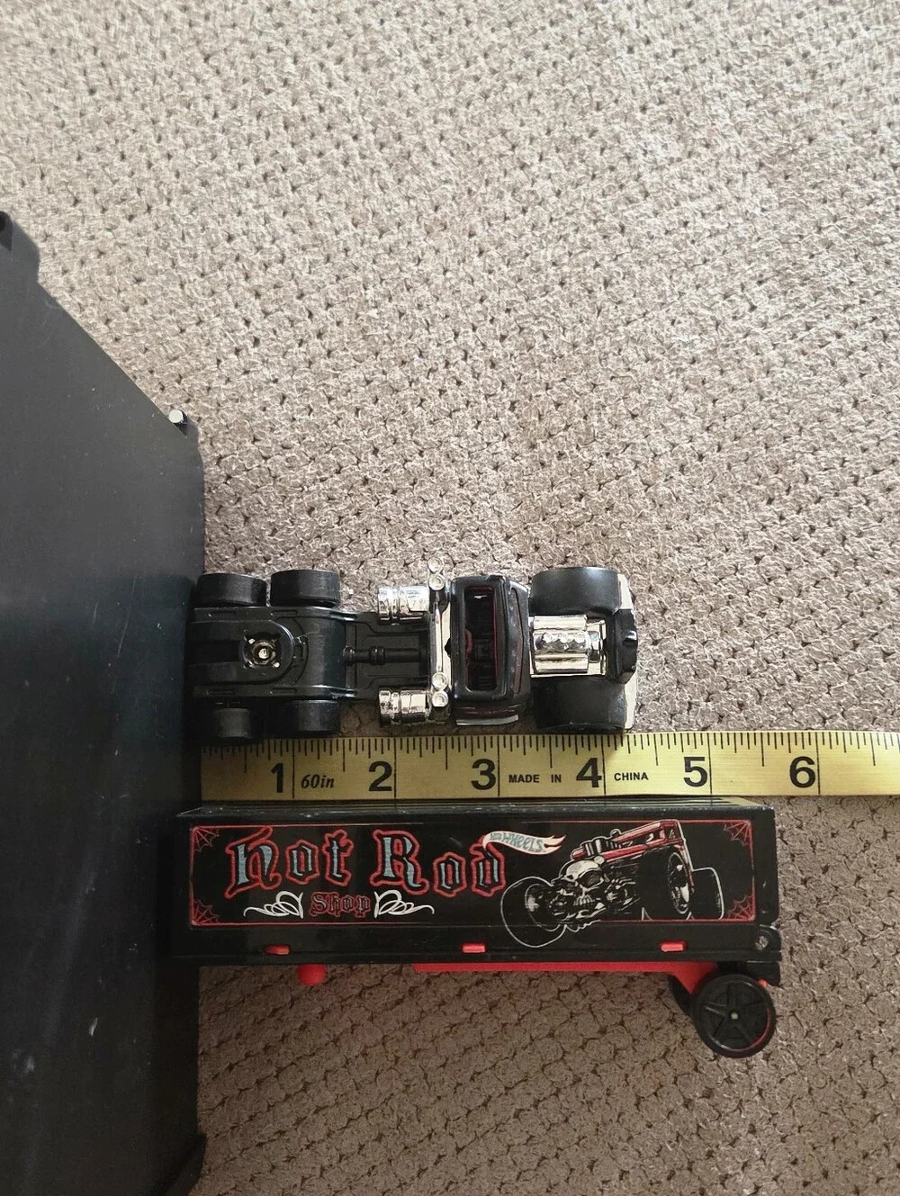 2013 Loose Hot Wheels Bone Shaker Red Hot Rod Shop Road Roller Truck Trailer